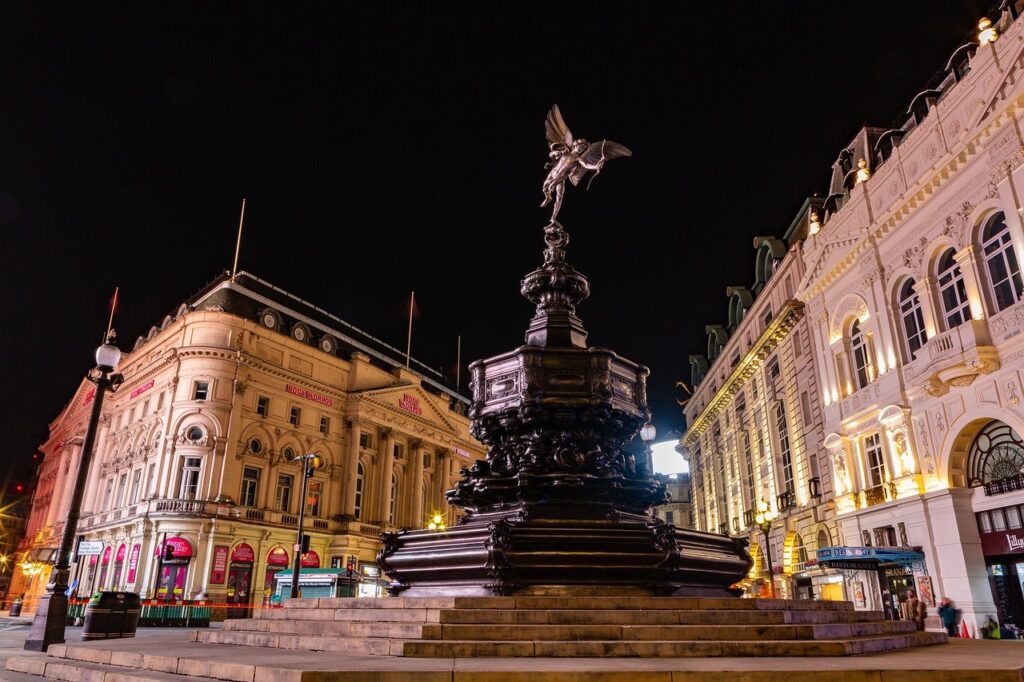 eros statue, london, piccadilly
